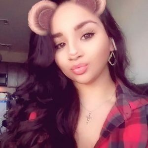 Meet your Posher, April